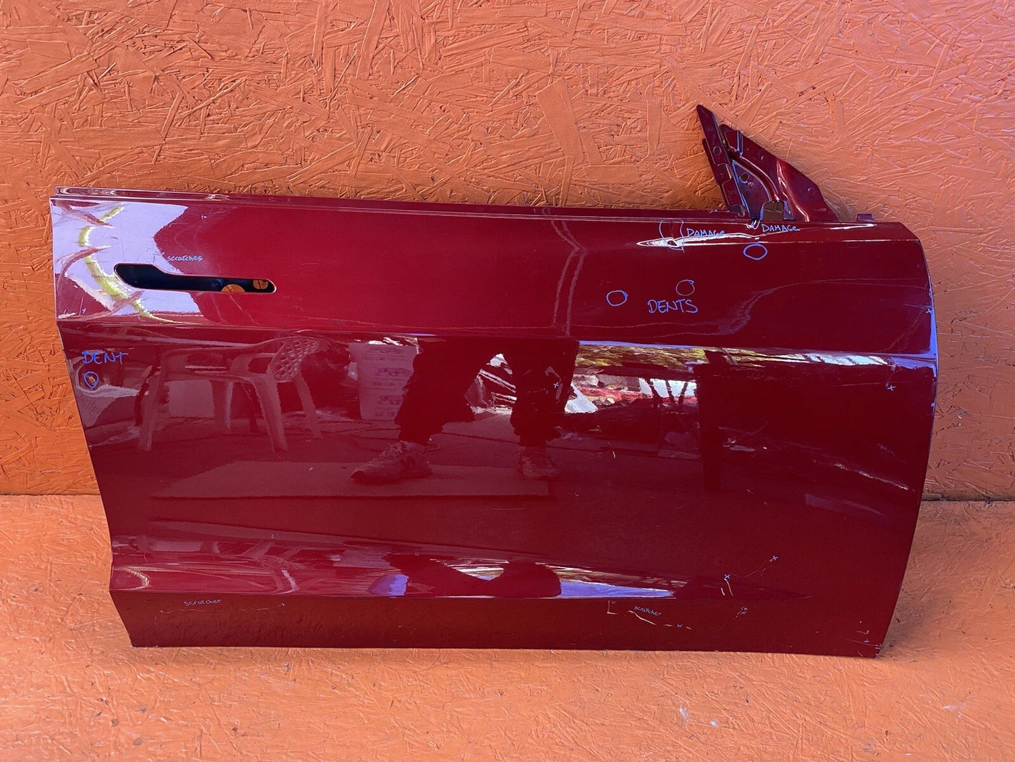 Tesla Model 3 Right Front Door 1081420-E0-C(Dent and Scratches)