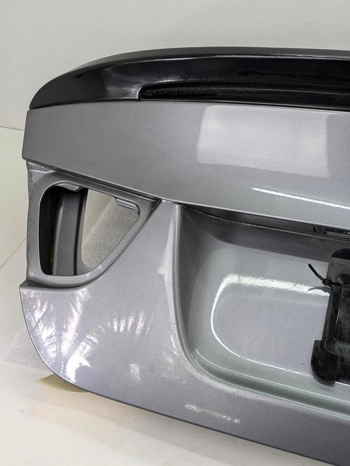 BMW 335i Trunk Lid W/Spoiler 41627254425