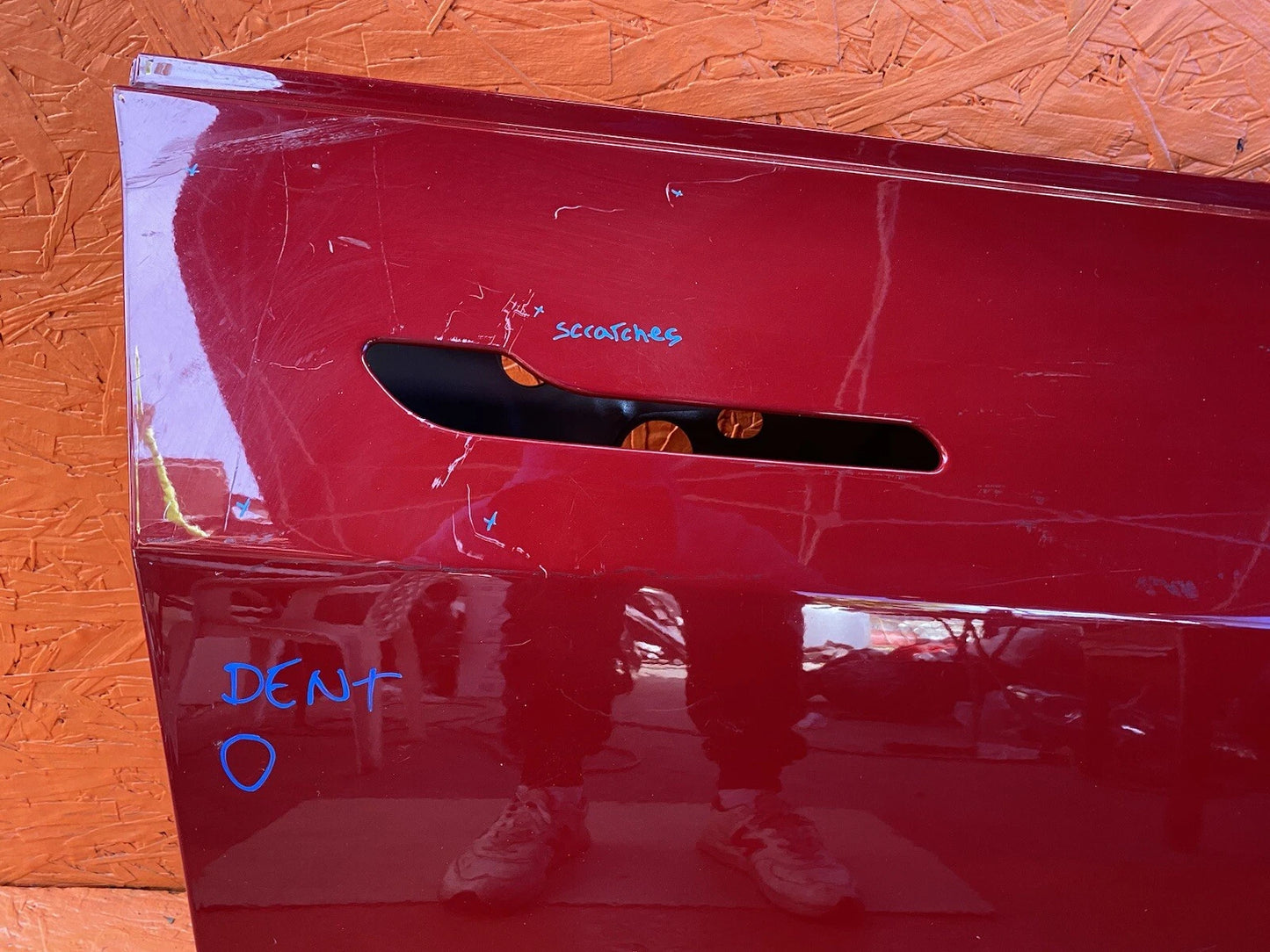 Tesla Model 3 Right Front Door 1081420-E0-C(Dent and Scratches)