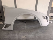 2018 and up BENTLEY CONT' GT R FENDER