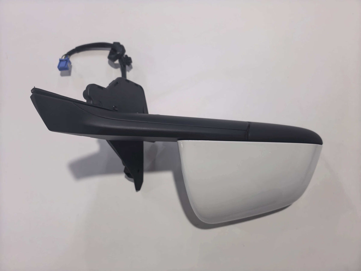 TESLA MODEL Y R MIRROR