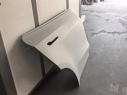 TESLA MODEL Y RIGHT REAR DOOR