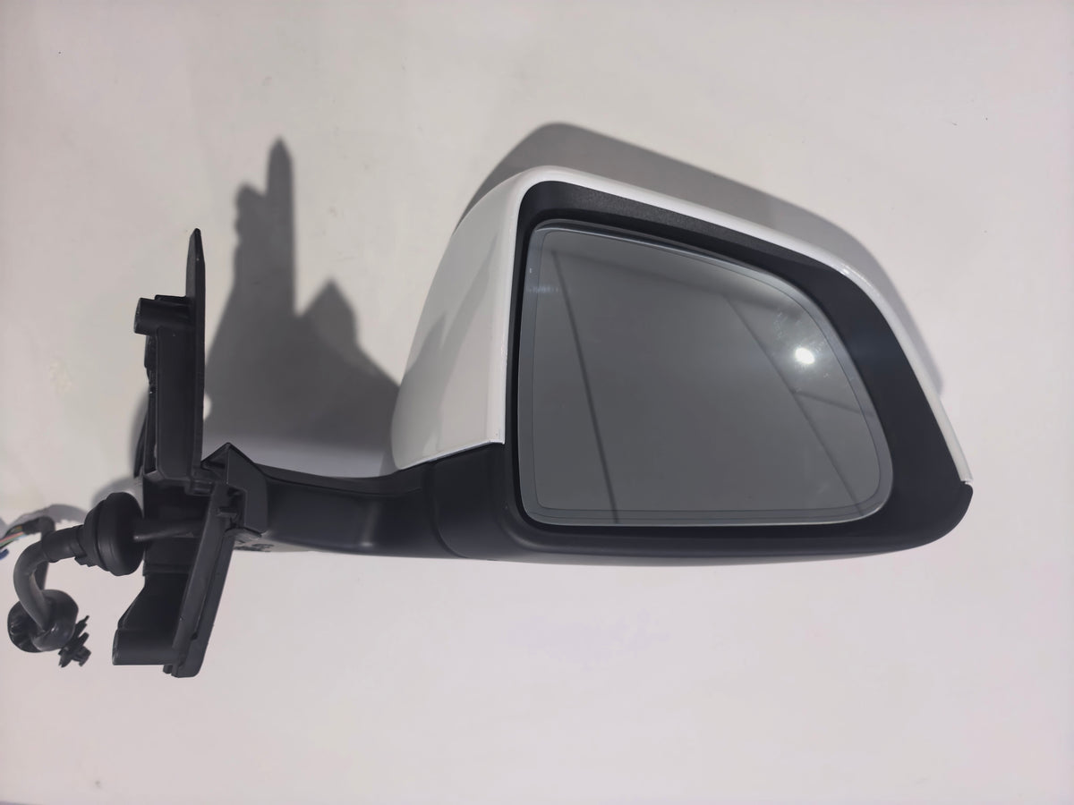 TESLA MODEL Y R MIRROR