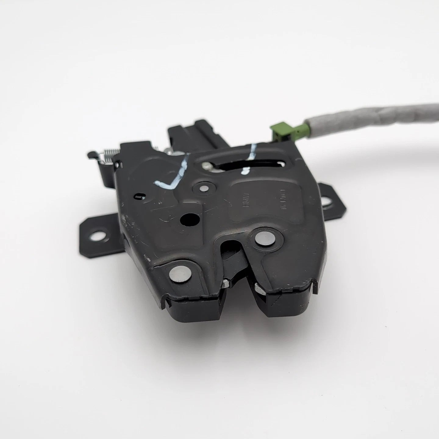 BMW X5 LEFT TAILGATE TRUNK LID LATCH LOCK ACTUATOR W/ MOTOR 51247461674