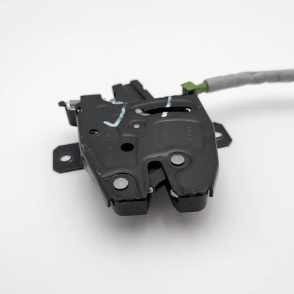 BMW X5 LEFT TAILGATE TRUNK LID LATCH LOCK ACTUATOR W/ MOTOR 51247461674