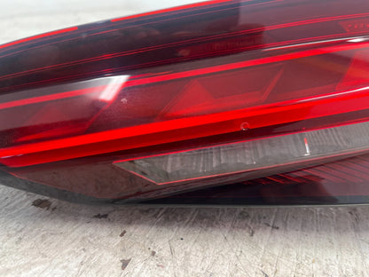 AUDI SPORT S5 RIGHT REAR INNER LED TAILLIGHT 8W6945094AB