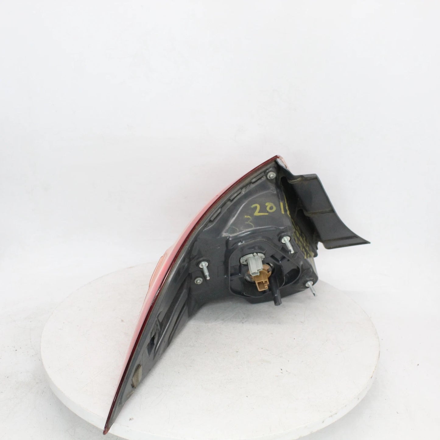 Toyota Corolla Right Hand Tail Light Assembly 166-59968R