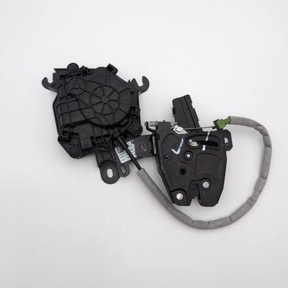 BMW X5 LEFT TAILGATE TRUNK LID LATCH LOCK ACTUATOR W/ MOTOR 51247461674