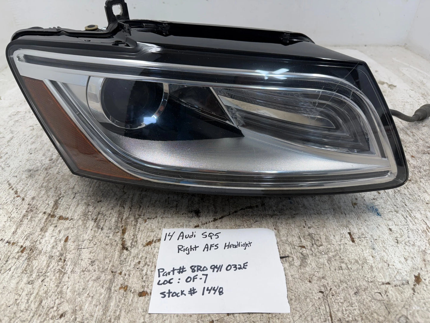 AUDI Q5 RIGHT FRONT LED AFS HEADLIGHT 8R0941032E