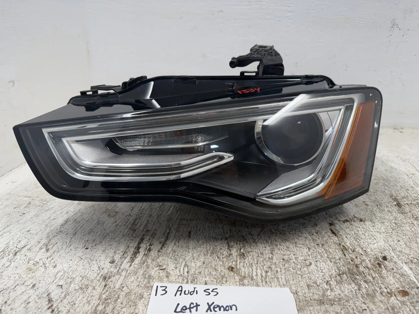 Audi S4 LEFT FRONT OEM XENON HEADLIGHT 8T0941005E